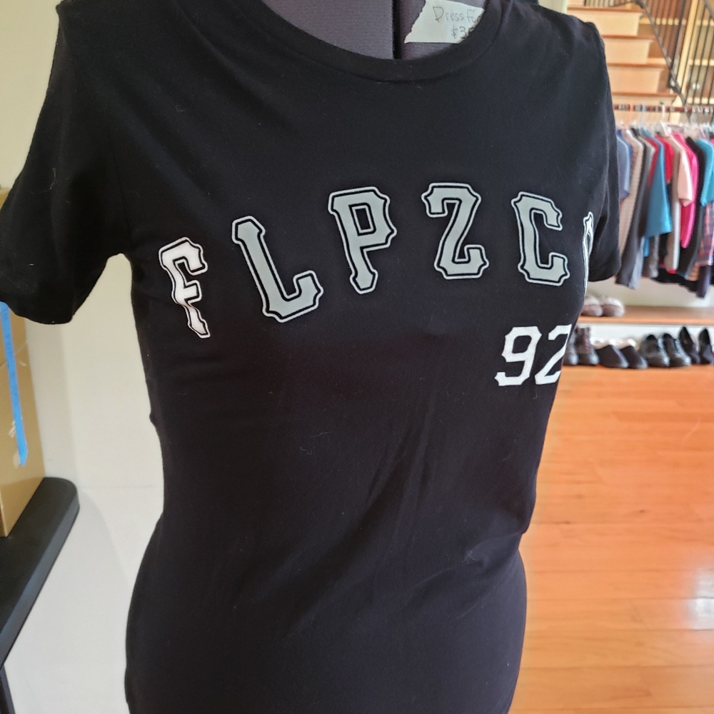 Flipzco Beauty Tee